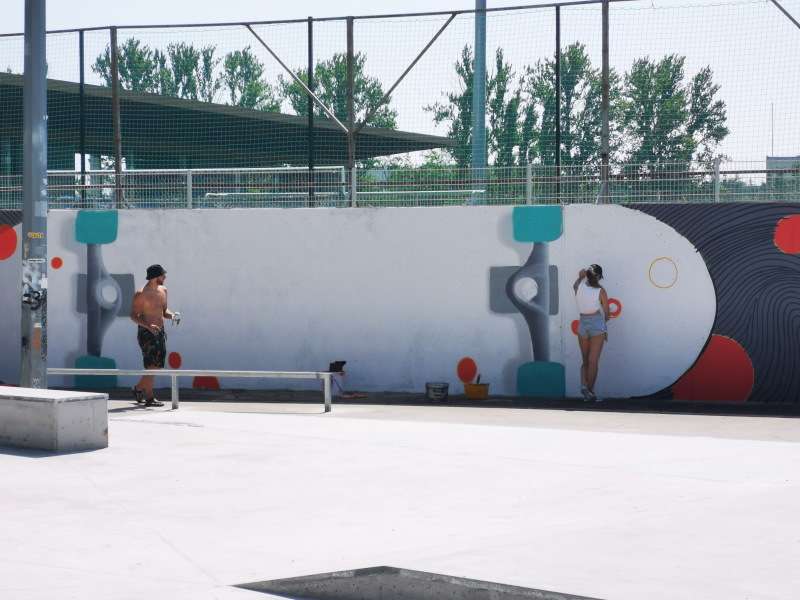 Cukin namalował mural na nowym Skateparku